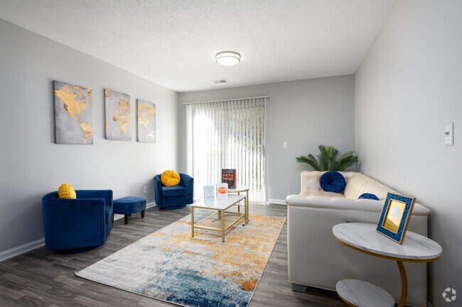 2 habitaciones, 2 baños, 928 pies cuadrados, sala de estar - Sedgefield Square