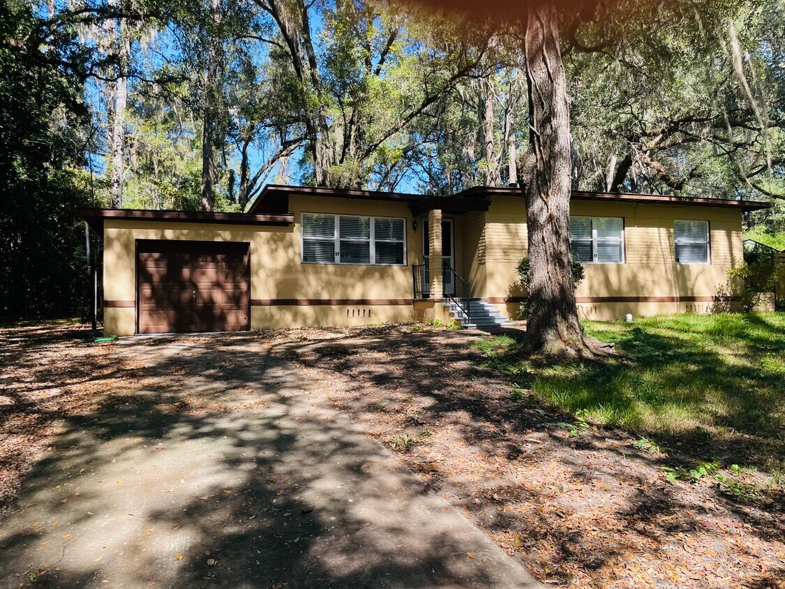 Foto principal - Brilliant house in Indian Head Acres