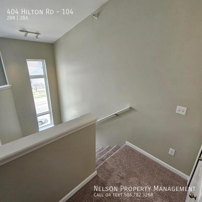 Foto del edificio - 404 Hilton Rd