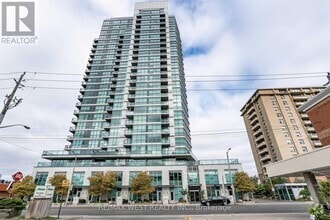 Building Photo - 1048-1048 Broadview Ave