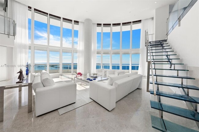 Foto del edificio - 1643 Brickell Ave