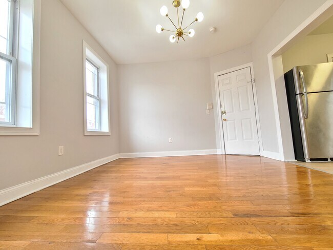 Building Photo - 5304 Palisade Ave