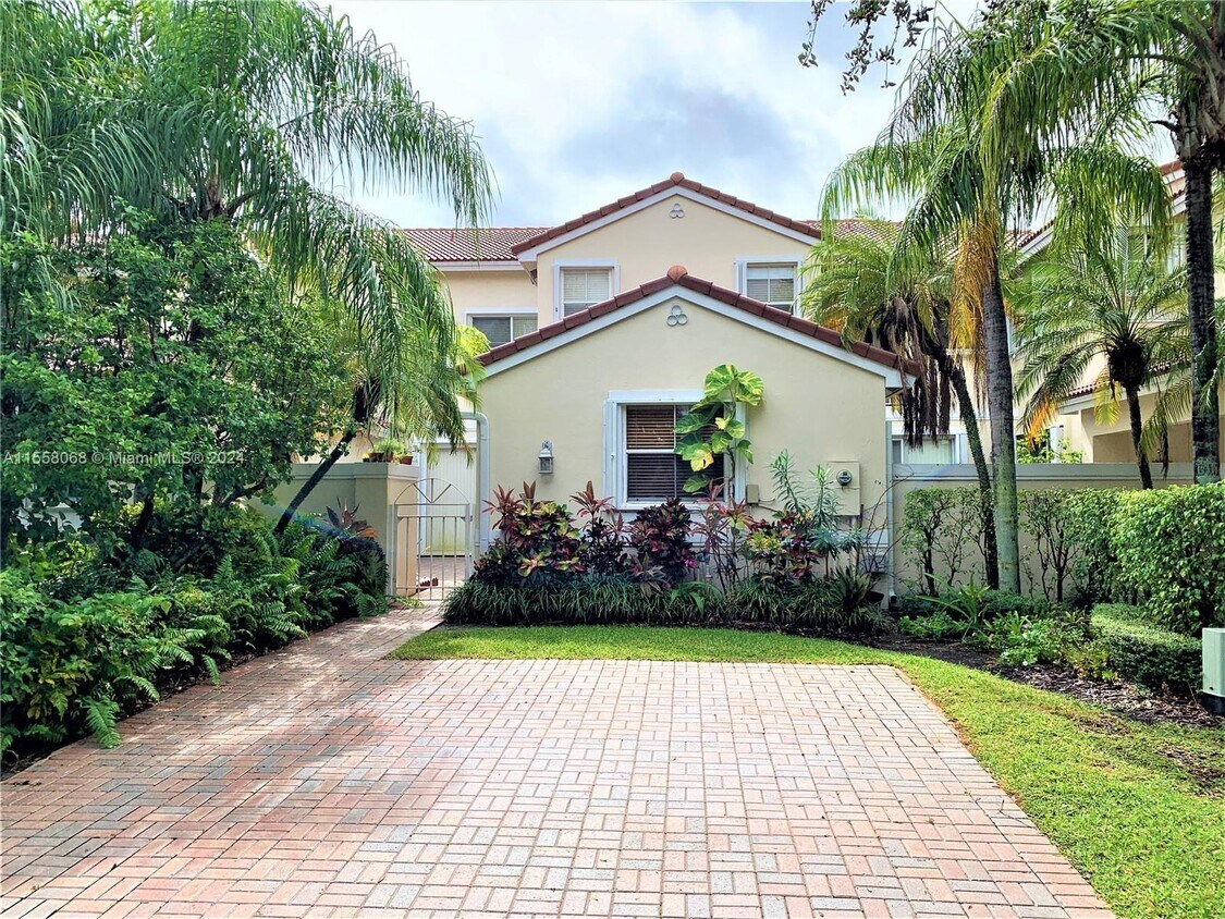 Primary Photo - 1130 Buttonwood Ln