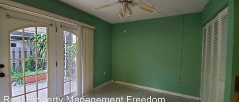 Building Photo - 2960 Pine Cone Cir