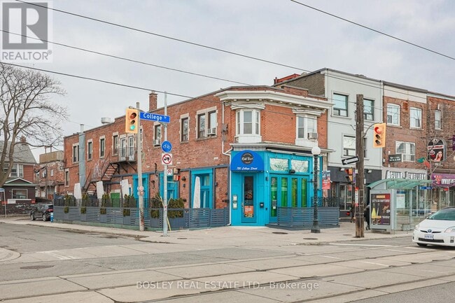 Building Photo - 413 Crawford St