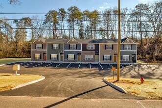 Building Photo - 428 E Norton Rd