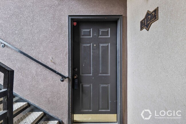 Foto del edificio - 2122 Morning Star Dr