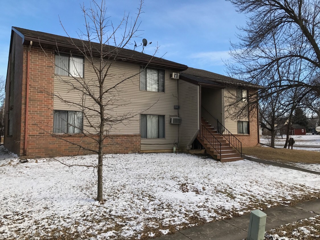 Foto principal - 704 West St