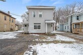 Foto principal - 262 W 4th St S