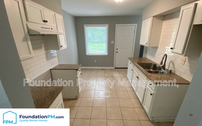 Foto del edificio - 3409 Point Pleasant Ave