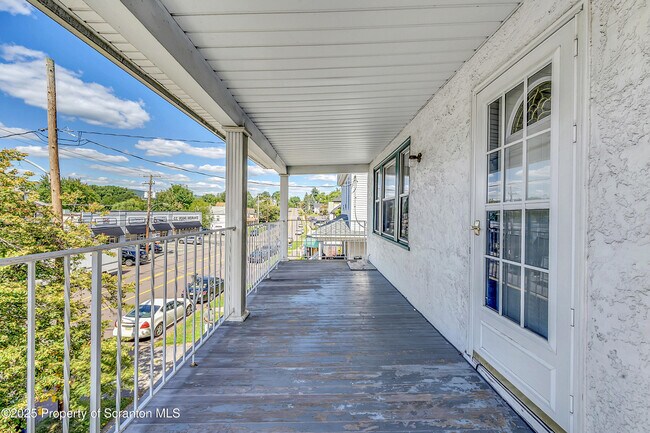 Foto del edificio - 1314 Wyoming Ave