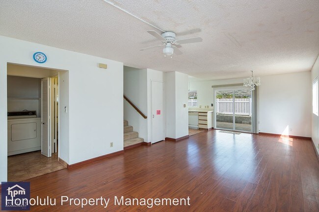 Building Photo - 1182 Nahoku Pl