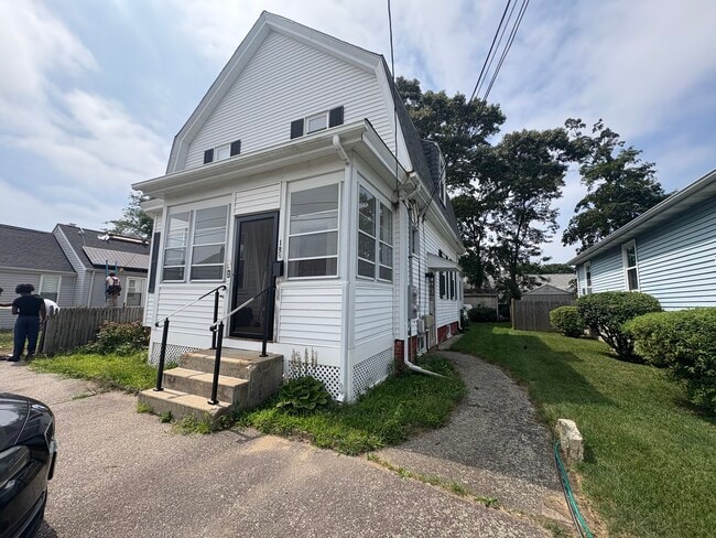 Foto del edificio - 137 Worcester Ave