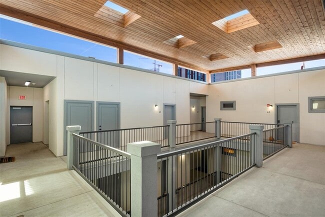 Building Photo - 908 Nueces St