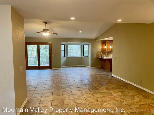 Building Photo - 3 br, 2 bath House - 17201 Brewer Road