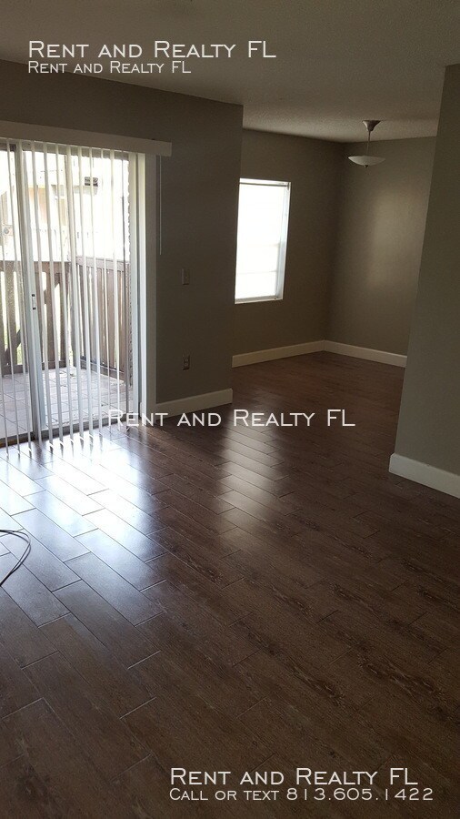 Foto del edificio - **Cozy One Bedroom in Tampa**