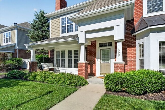 Building Photo - Unique Centennial Townhome