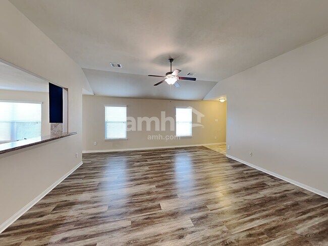 Foto del edificio - 19558 Plantation Cove Ln