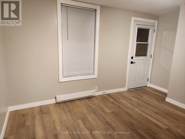 Building Photo - 233 Hector-Hotte Wy