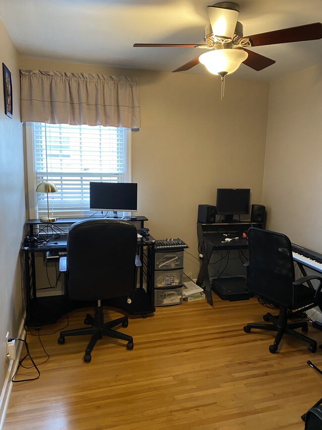 Foto del edificio - 2936 Drew Ave S
