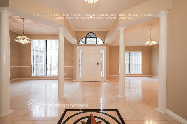 Foto del edificio - 11584 Alexis Forest Dr