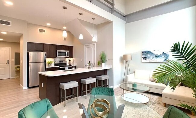 Building Photo - Chatham Street Lofts
