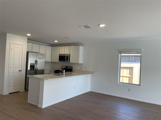 Building Photo - 27019 River Birch Ct