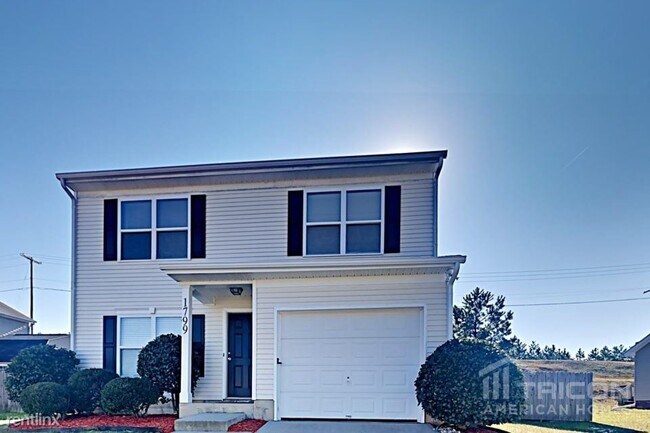 Building Photo - 1799 Red Bird Cir SE