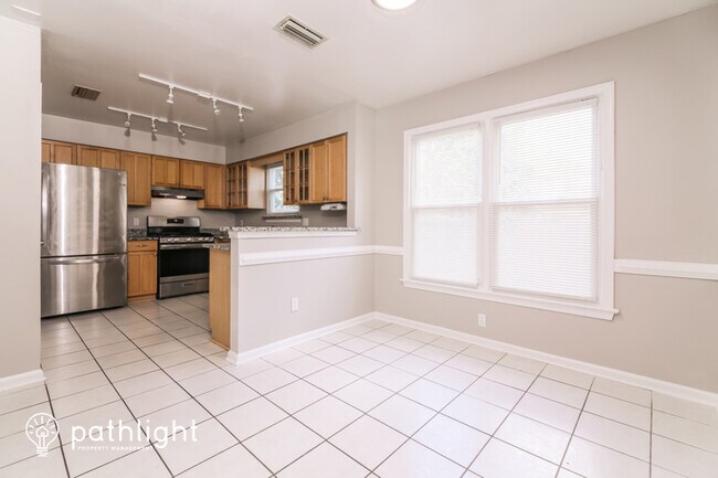 Foto del edificio - 3216 Winterberry Ct