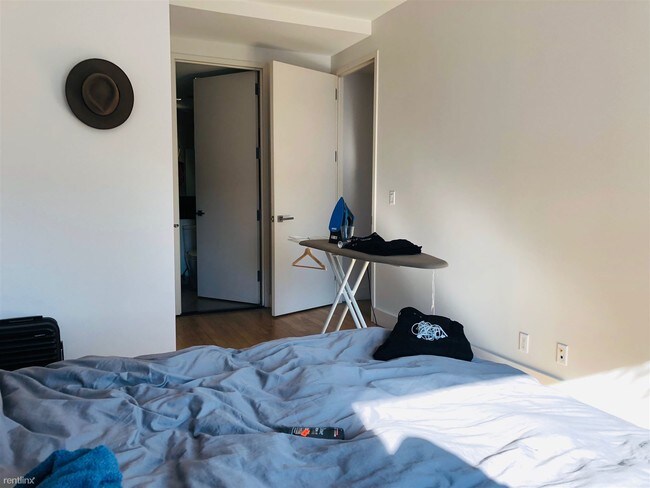 Foto del edificio - 2 br, 2 bath  - 114 Troutman St