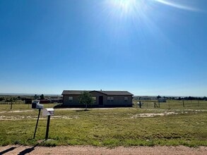 Building Photo - 4055 Blue Stallion Dr