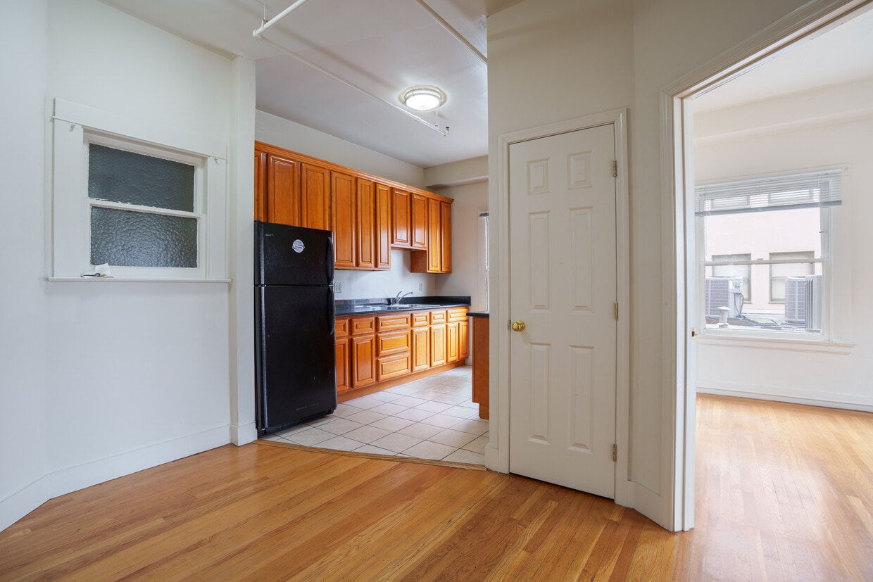Photo - Shattuck Apartments