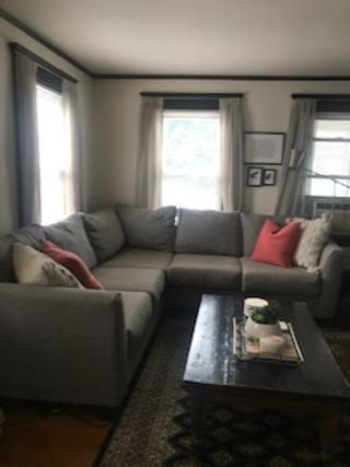 livingroom - 31 Everett St