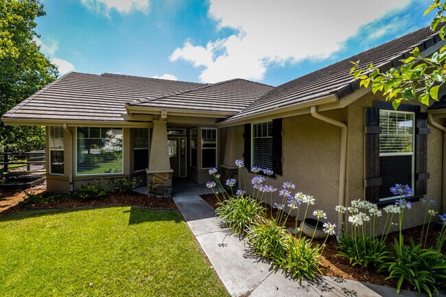 Foto del edificio - 625 Asilo