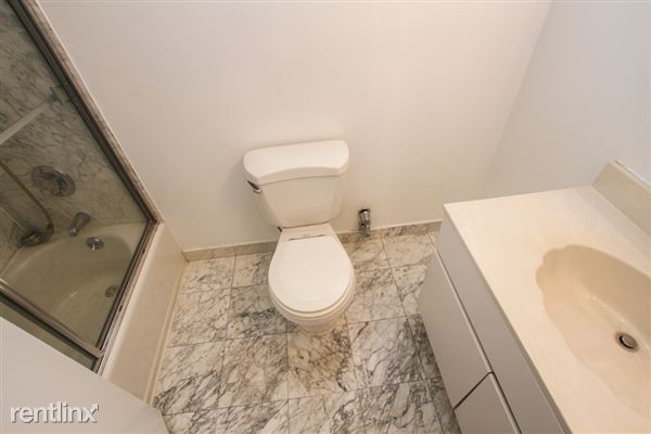 Foto del edificio - 234 E 54th St