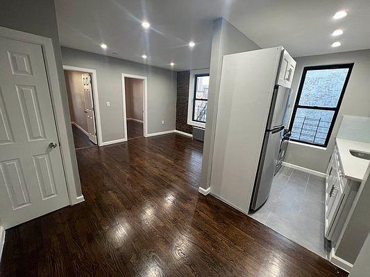 Building Photo - 2 bedroom in BRONX NY 10453