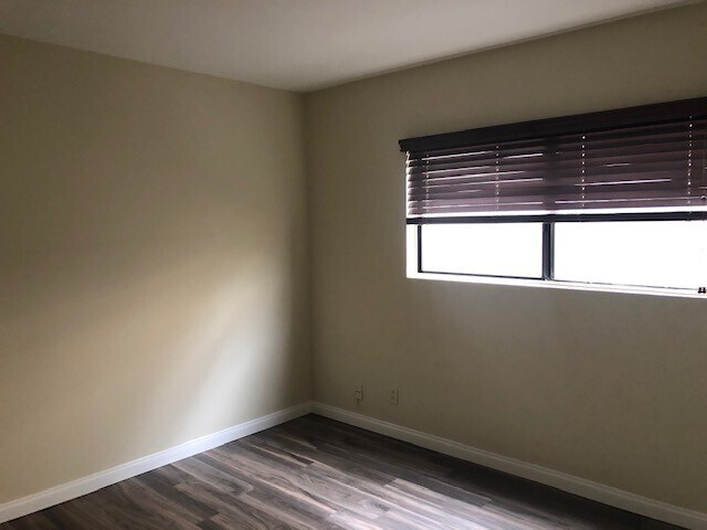 Bedroom - 1720 Elliott Dr