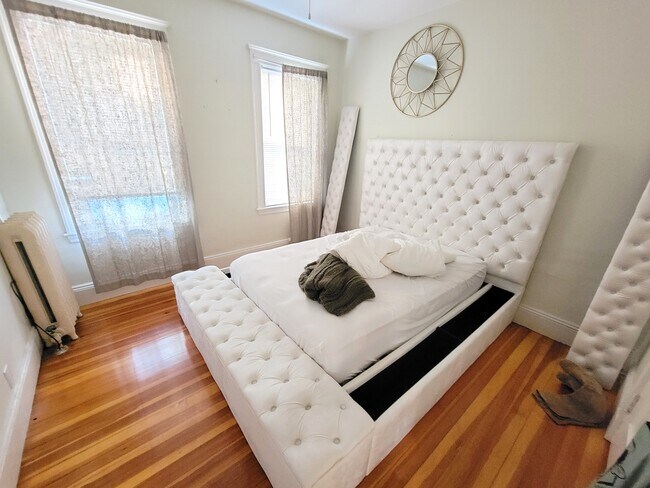 Foto del edificio - 210 Malden St