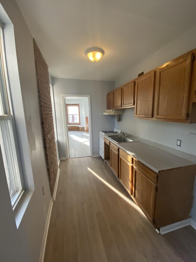 Building Photo - 2301 N Calvert St