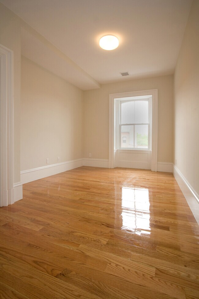 Building Photo - 691 Massachusetts Ave