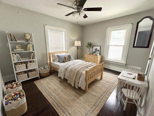 Building Photo - 3 Bedroom House Available in Hershey!