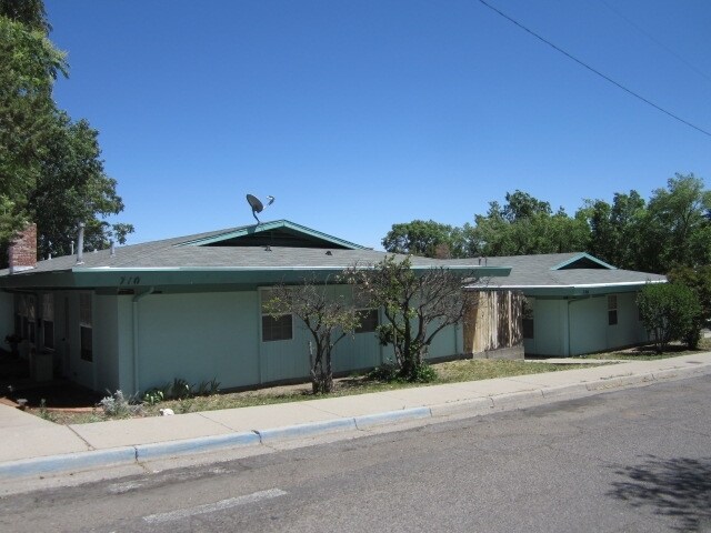 Primary Photo - 706 N C St