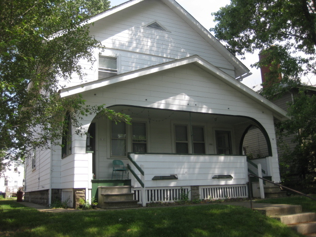 Primary Photo - 894 Oxley Rd