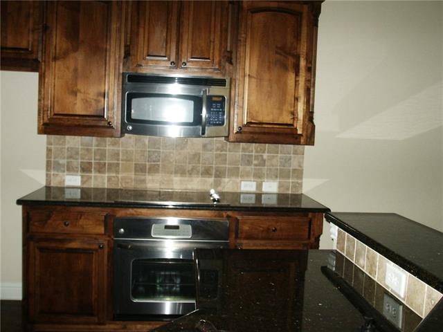 Foto del edificio - 514 Heath Ln