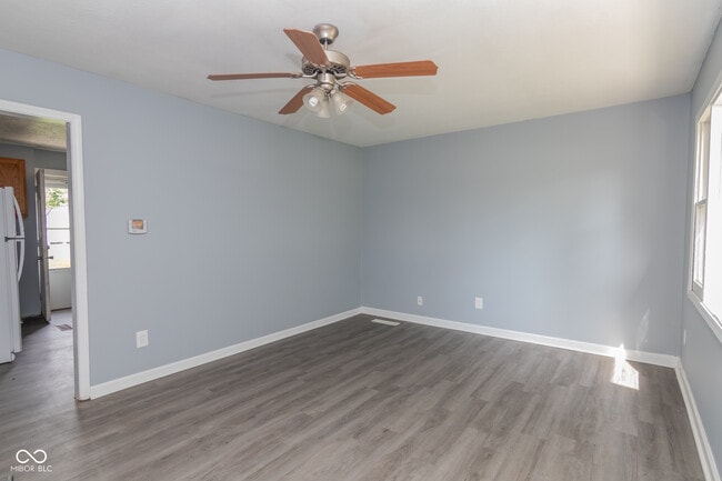 Building Photo - 290 Ardmoor Dr