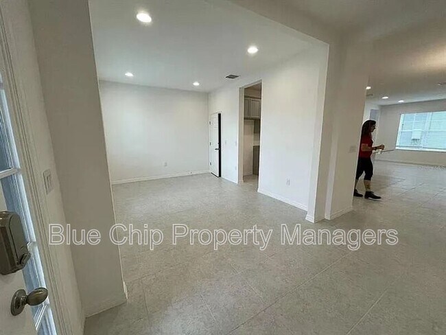 Foto del edificio - 6322 Goldcoast Ave