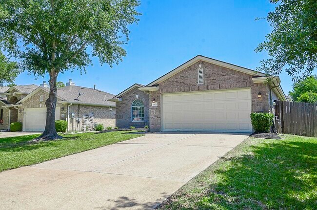 Foto del edificio - 14618 Rochelle Ct