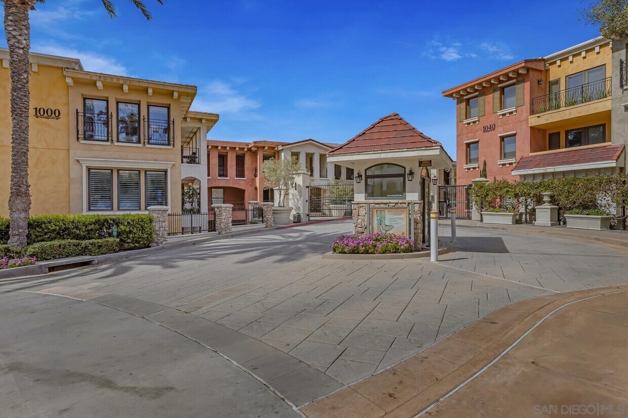 1000 Genter St Unit 102, San Diego, CA 92037 Room for Rent in San Diego, CA