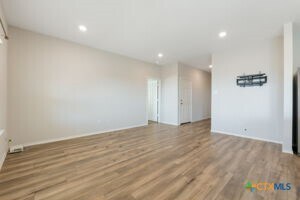 Foto del edificio - 609 Eaton Dr