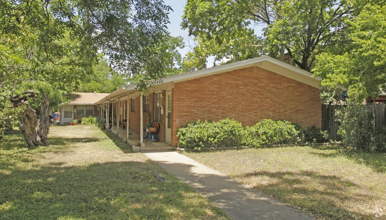 Melroy Apartments in Austin, TX